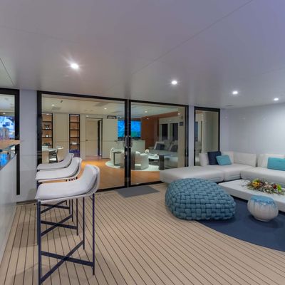 Infinite Cat Yacht 12