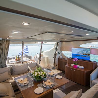 Elentari Yacht 12