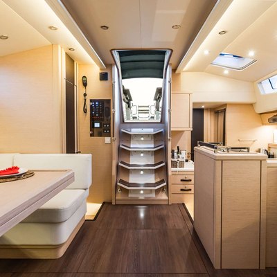 Life Time Yacht 13