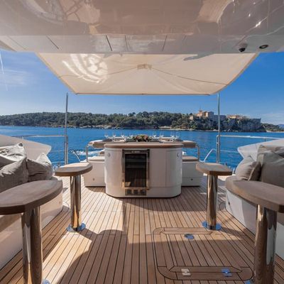 Goldfinger Yacht 13