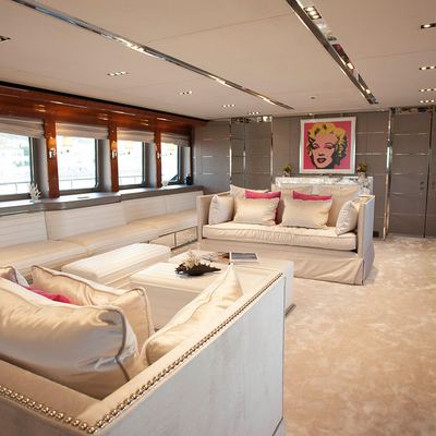 Bliss Yacht 12