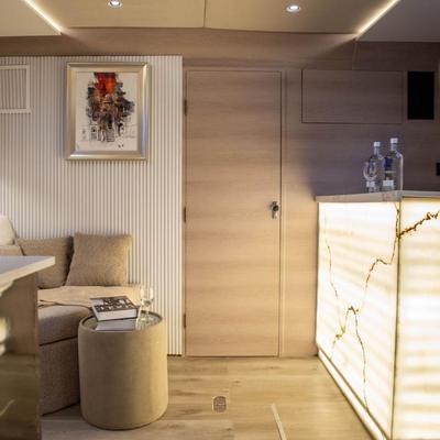 Vogue Yacht 14