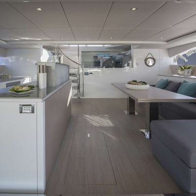 Moondance Yacht 11