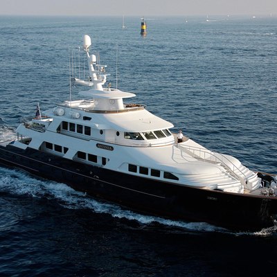 L'ALBATROS Yacht Charter Price - Sterling Yachts Luxury Yacht Charter