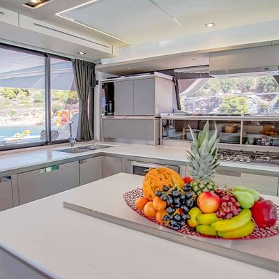 Ariva Yacht 15