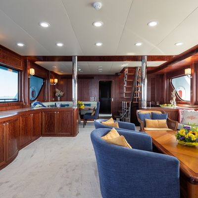 Beyond Capricorn Yacht 11