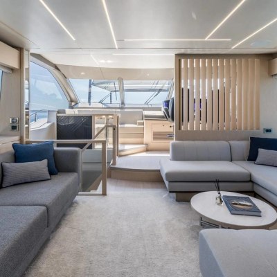 Ascend Yacht 13