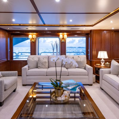 Namaste Yacht 11