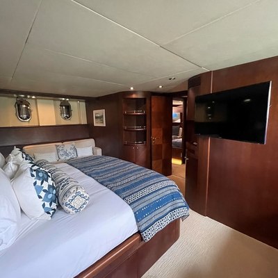 King of Hearts Yacht 15