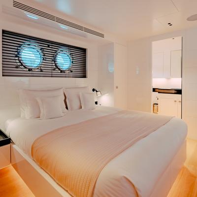 Carmen Yacht 14