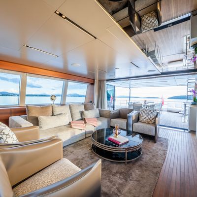 SK Yacht 11