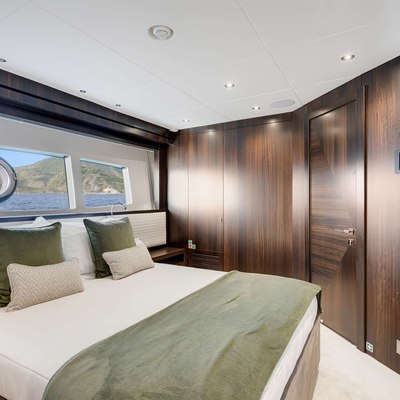 Roamer Yacht 15