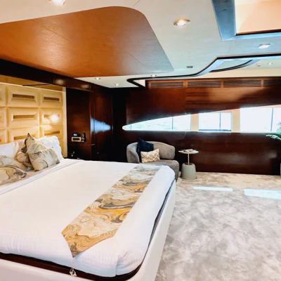 Stardom Yacht 15
