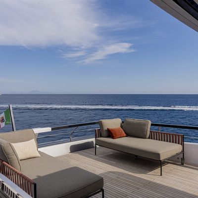 Elisa 3 Yacht 11