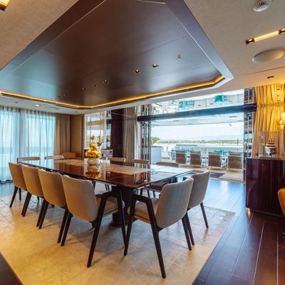 Rose d'Or Yacht 13