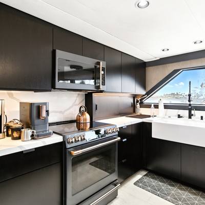 Ziba Yacht 12