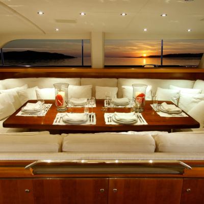 Mystere Yacht 12