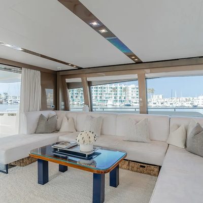 Sol Shine Yacht 12