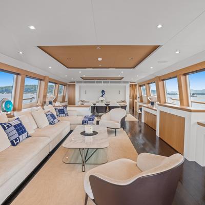 Millesime Yacht 11