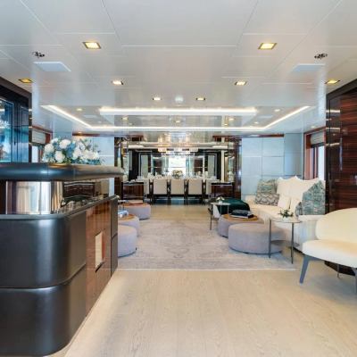 Holdin' My Own Yacht 12