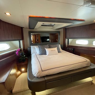 Splashed Out Yacht 15