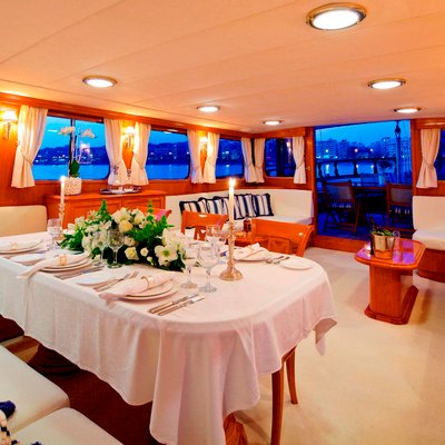 Hermina Yacht 12