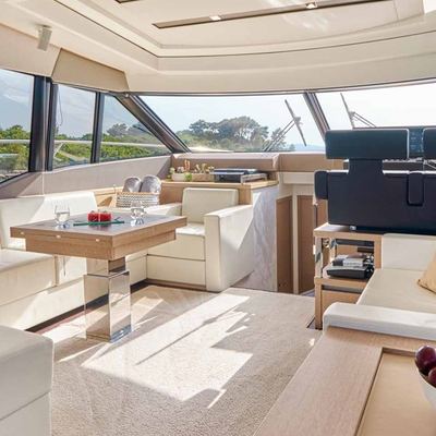 Simull Yacht 11