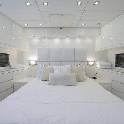 Venture Yacht 14