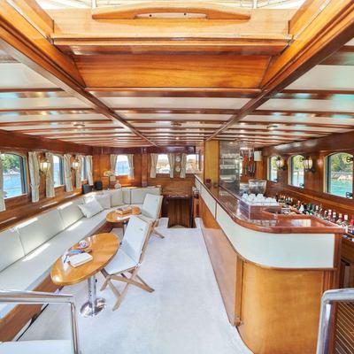 Libra Yacht 11
