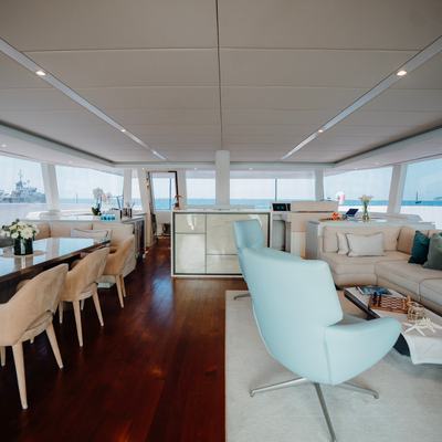Mana Kai Yacht 12