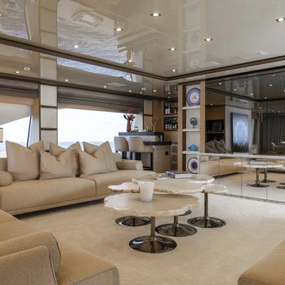 Nela Yacht 15