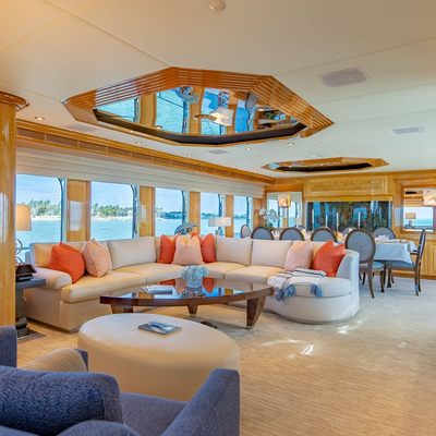 SeaQuest Yacht 11