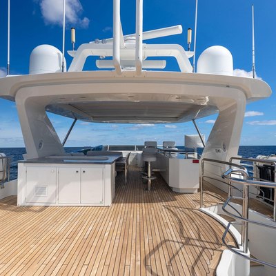 Satisfaction Yacht 12