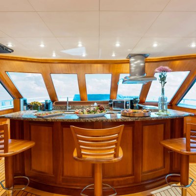 Changing Direction Yacht 14