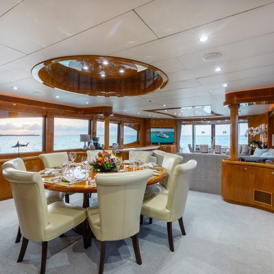 Lady Sandra Yacht 14