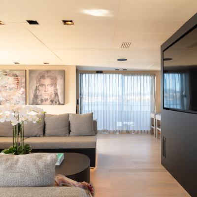 Funky Choice Yacht 12