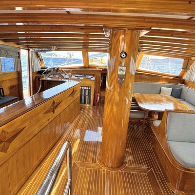 Parss Yacht 12