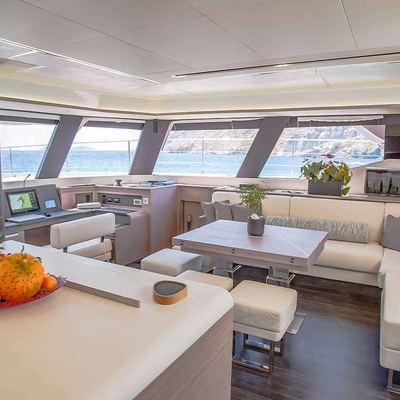 Ariva Yacht 13