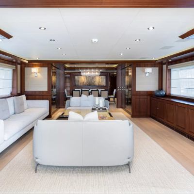 Palatial Yacht 11