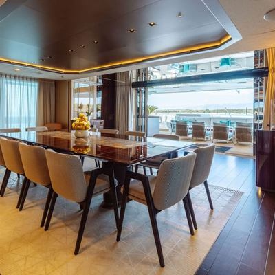 Rose d'Or Yacht 15