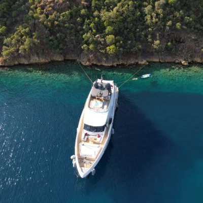 Nomad Yacht 15