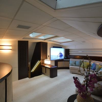 Ginger Yacht 11