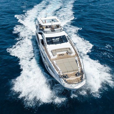 Zozo Yacht 14
