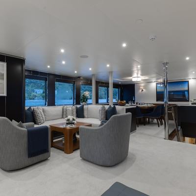 Limited Risks Yacht 11