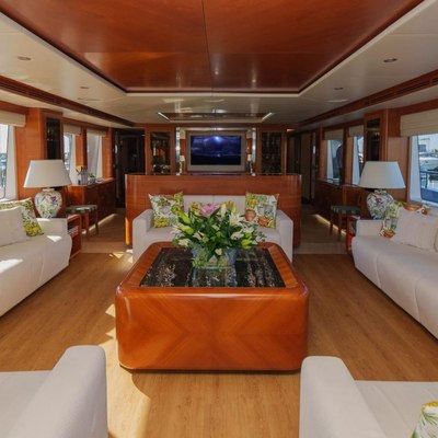 Diam Yacht 12