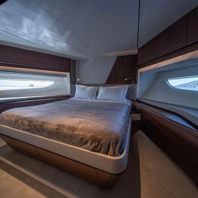 Ahava IV Yacht 13