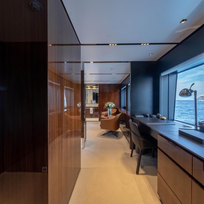 Tasty Waves Yacht 11