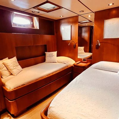 Jersey Pearl Yacht 14