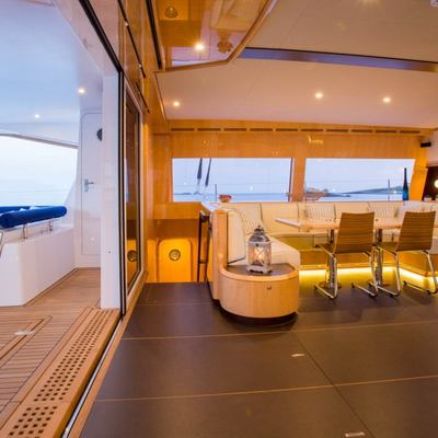 WindQuest Yacht 12