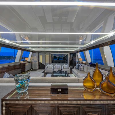 Valerie Yacht 12